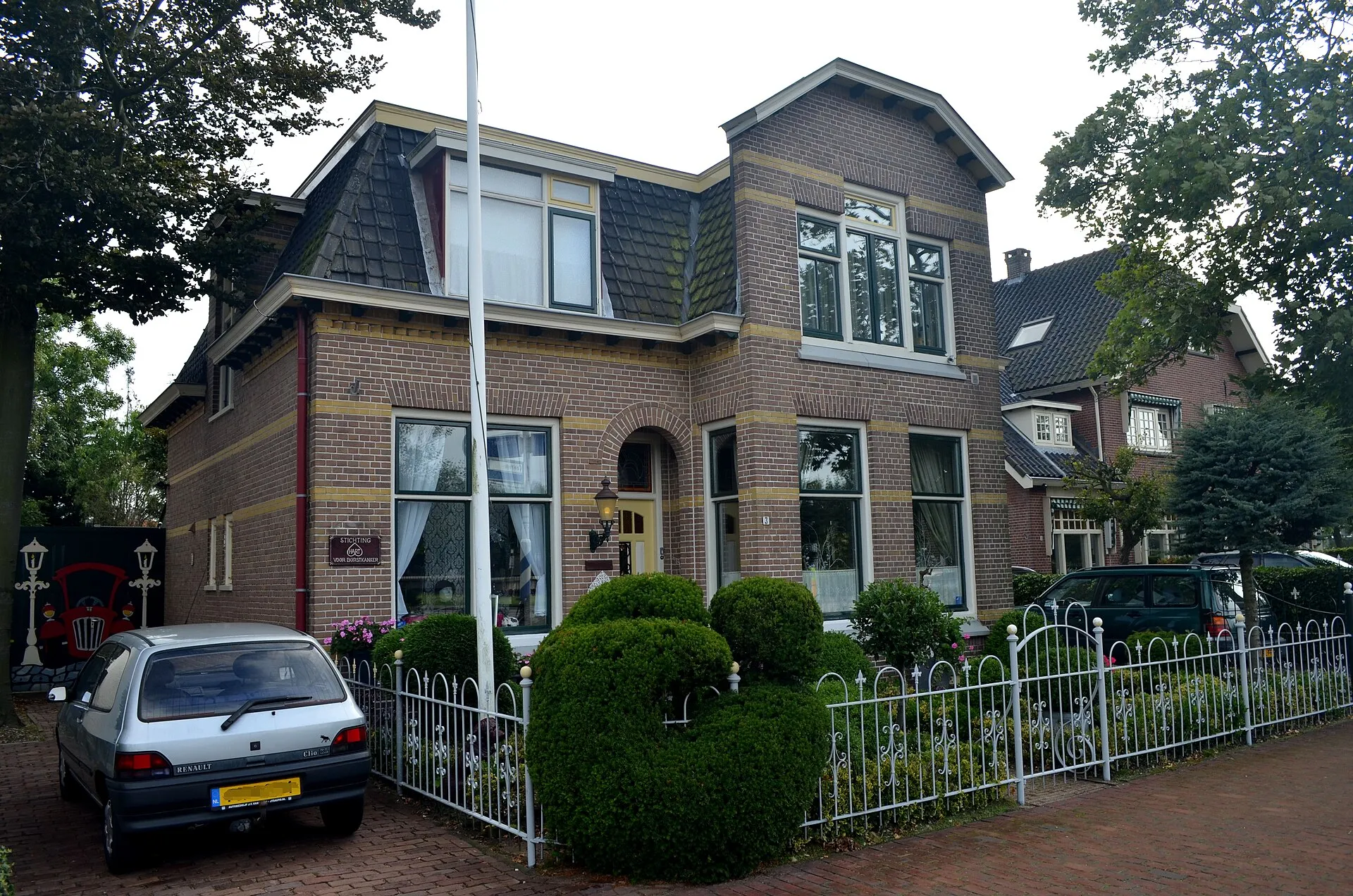 Huizen aan de Dorpsstraat in Castricum