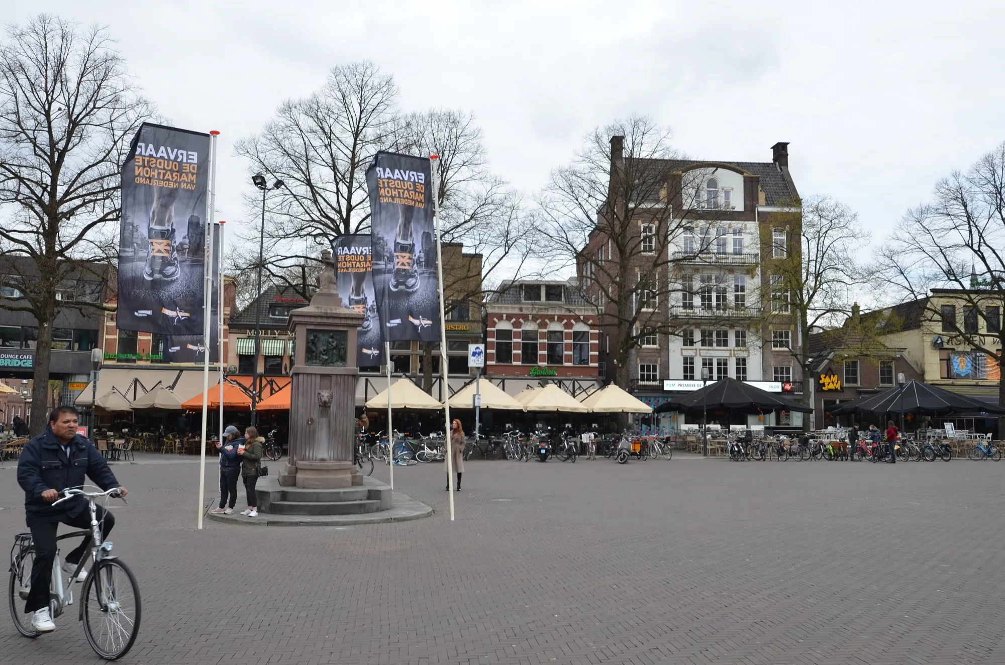 De Oude Markt in het centrum van Enschede